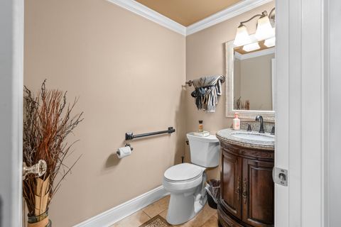 Tiny photo for 340 Stonehurst Lane, Roselle, IL 60172 (MLS # 12628719)