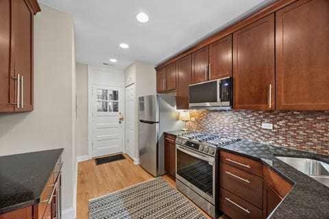 Tiny photo for 344 S Maple Avenue #2B, Oak Park, IL 60302 (MLS # 12723926)
