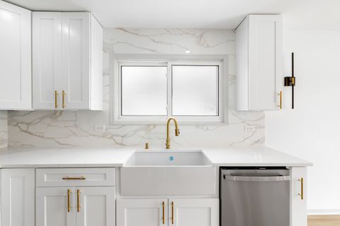 Tiny photo for 1006 Foxworth Boulevard, Lombard, IL 60148 (MLS # 12596698)