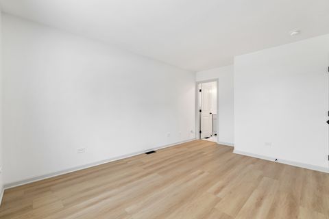 Tiny photo for 1006 Foxworth Boulevard, Lombard, IL 60148 (MLS # 12596698)