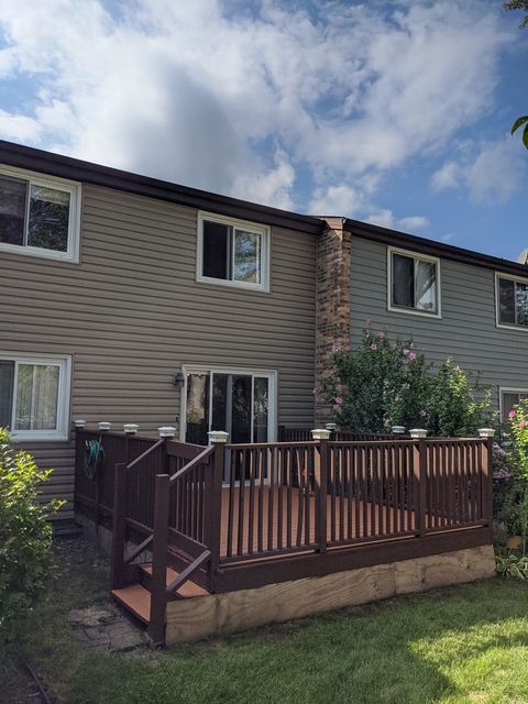 Tiny photo for 791 Lakeside Circle Drive, Wheeling, IL 60090 (MLS # 12475462)