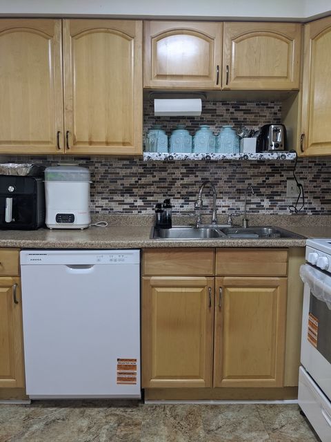 Tiny photo for 791 Lakeside Circle Drive, Wheeling, IL 60090 (MLS # 12475462)