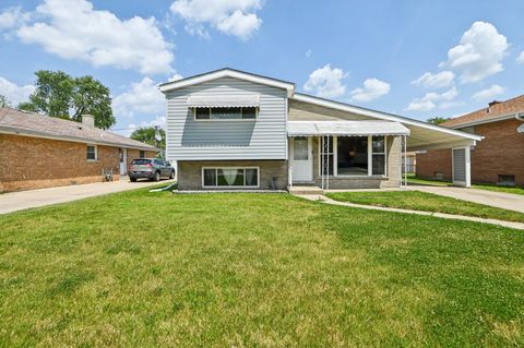 Photo of 1127 Herbert Avenue, Berkeley, IL 60163 (MLS # 12503169)
