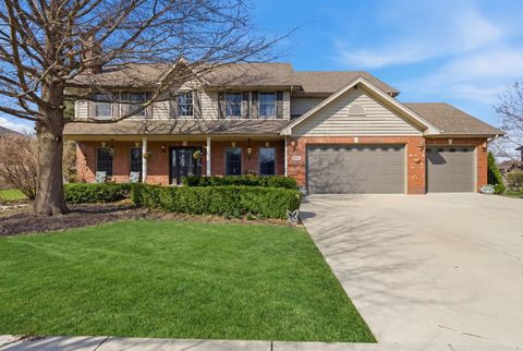 Photo of 8304 Queen Victoria Lane, Tinley Park, IL 60477 (MLS # 12608099)