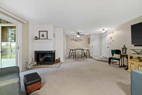 Photo of 950 Woodridge Court #5B, Geneva, WI 53147 (MLS # 12732480)