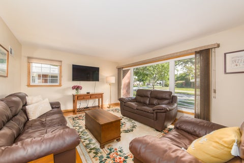 Tiny photo for 502 W Lonnquist Boulevard, Mount Prospect, IL 60056 (MLS # 12788388)