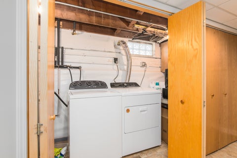 Tiny photo for 502 W Lonnquist Boulevard, Mount Prospect, IL 60056 (MLS # 12788388)