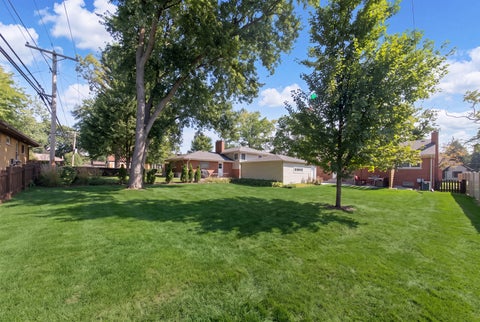 Tiny photo for 502 W Lonnquist Boulevard, Mount Prospect, IL 60056 (MLS # 12788388)