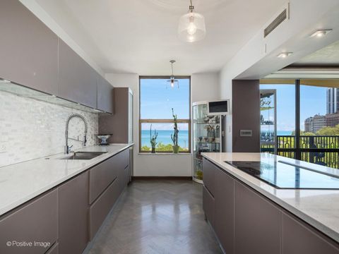 Tiny photo for 1040 N Lake Shore Drive #7C, Chicago, IL 60611 (MLS # 12674926)