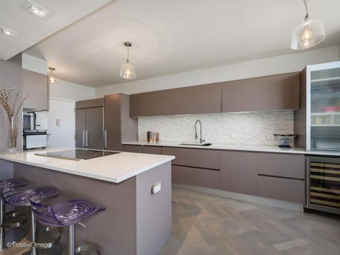 Tiny photo for 1040 N Lake Shore Drive #7C, Chicago, IL 60611 (MLS # 12674926)