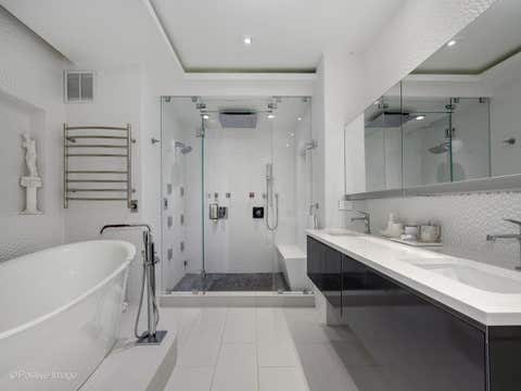 Tiny photo for 1040 N Lake Shore Drive #7C, Chicago, IL 60611 (MLS # 12674926)