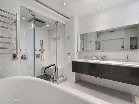 Tiny photo for 1040 N Lake Shore Drive #7C, Chicago, IL 60611 (MLS # 12674926)