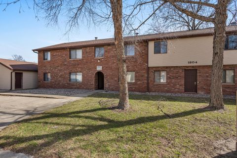 Tiny photo for 1804 Oliver Drive #6, Urbana, IL 61802 (MLS # 12591592)