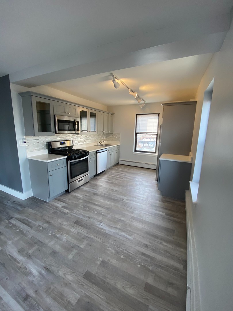 5858 N SHERIDAN Road 807