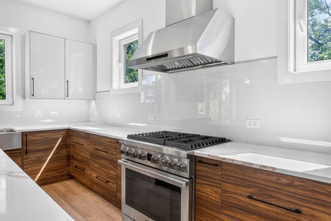 Tiny photo for 1006 E 41st Street, Chicago, IL 60653 (MLS # 12774843)
