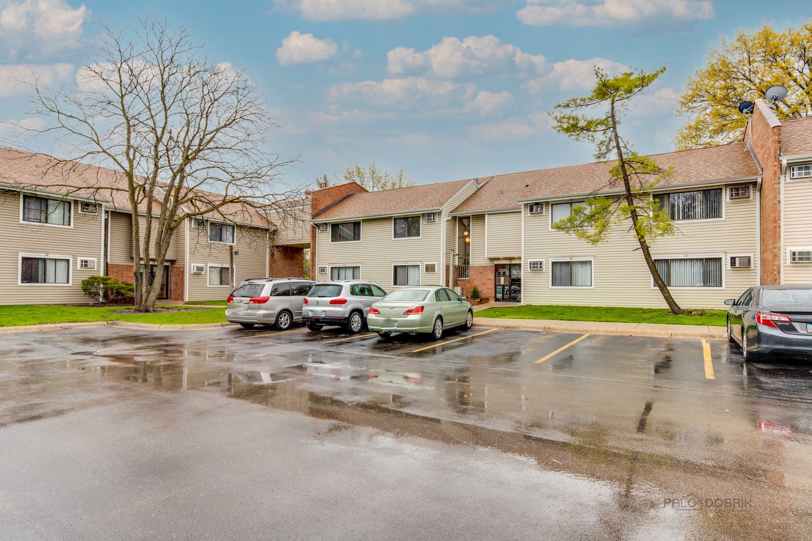 2200 Bayside Drive 4