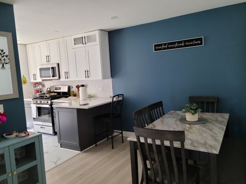 Tiny photo for 274 Buckingham Court #D1, Schaumburg, IL 60193 (MLS # 12572697)