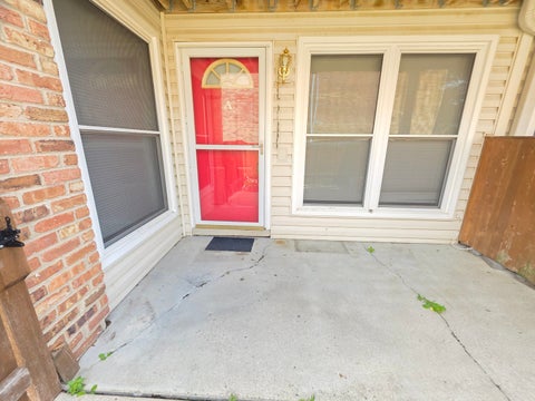 Tiny photo for 1950 Kenilworth Circle #A, Hoffman Estates, IL 60169 (MLS # 12682646)