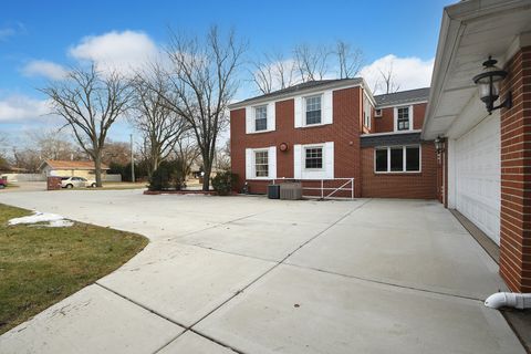 Tiny photo for 305 N Reed Street, Joliet, IL 60435 (MLS # 12473011)