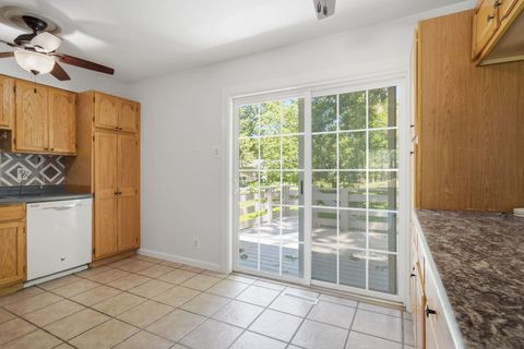 Tiny photo for 120 Ginger Creek Court, Bloomington, IL 61704 (MLS # 12675261)