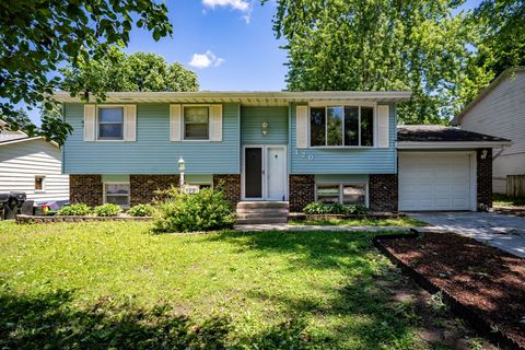 Tiny photo for 120 Ginger Creek Court, Bloomington, IL 61704 (MLS # 12675261)