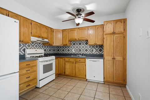 Tiny photo for 120 Ginger Creek Court, Bloomington, IL 61704 (MLS # 12675261)