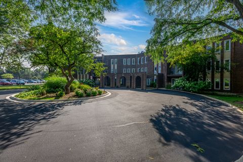 Tiny photo for 1450 Sandpebble Drive #333, Wheeling, IL 60090 (MLS # 12437047)