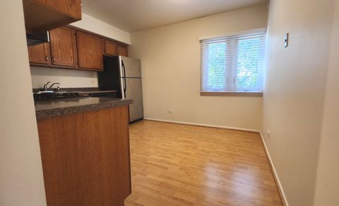 Tiny photo for 1450 Sandpebble Drive #333, Wheeling, IL 60090 (MLS # 12437047)