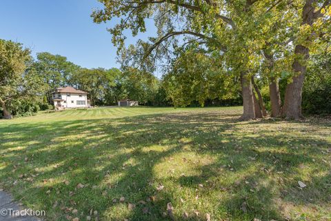 A home in Downers Grove