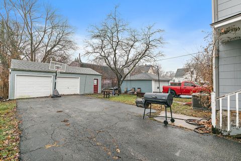 A home in Elgin