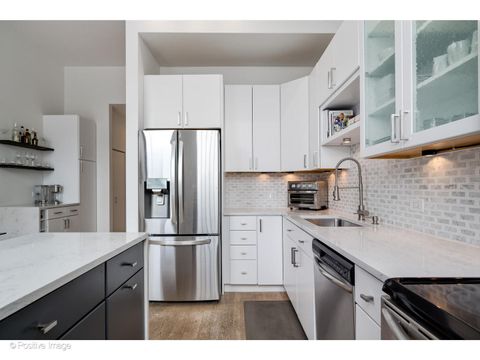 Tiny photo for 2253 N Wayne Avenue #2B, Chicago, IL 60614 (MLS # 12450158)