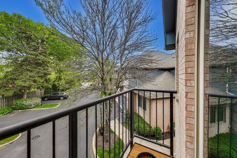 Tiny photo for 1784 Chestnut Avenue, Glenview, IL 60025 (MLS # 12642806)