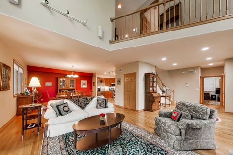 Tiny photo for 1784 Chestnut Avenue, Glenview, IL 60025 (MLS # 12642806)
