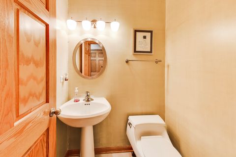 Tiny photo for 1784 Chestnut Avenue, Glenview, IL 60025 (MLS # 12642806)