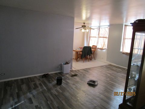 Tiny photo for 4350 W Ford City Drive #B1-402, Chicago, IL 60652 (MLS # 12320322)