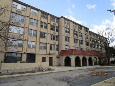 Photo of 4350 W Ford City Drive #B1-402, Chicago, IL 60652 (MLS # 12320322)