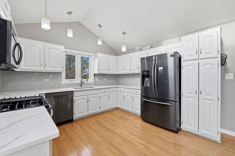 Tiny photo for 8920 Emerald Court, Hickory Hills, IL 60457 (MLS # 12660806)