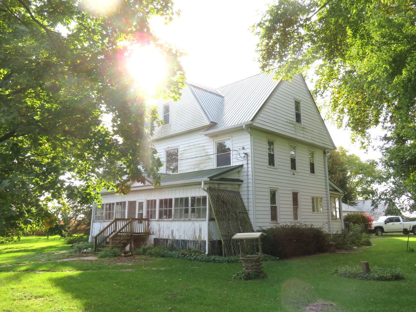 11320 Newark Road