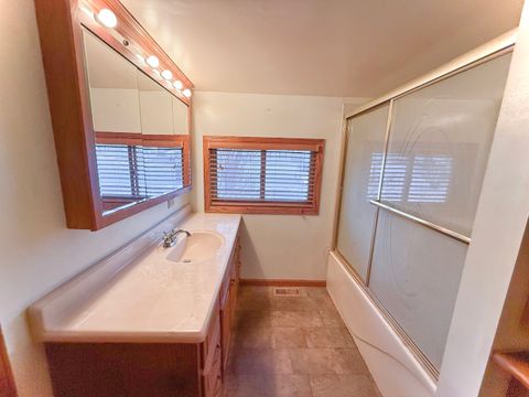 Tiny photo for 4102 8th Avenue, East Moline, IL 61244 (MLS # 12560297)