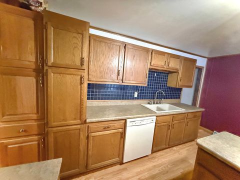 Tiny photo for 4102 8th Avenue, East Moline, IL 61244 (MLS # 12560297)