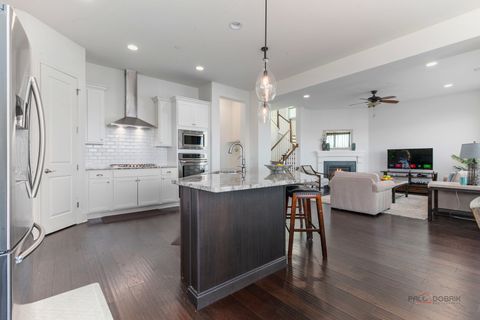 Tiny photo for 1442 Somerset Place, Barrington, IL 60010 (MLS # 12588052)