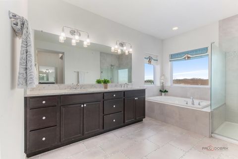 Tiny photo for 1442 Somerset Place, Barrington, IL 60010 (MLS # 12588052)