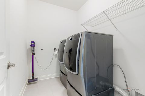 Tiny photo for 1442 Somerset Place, Barrington, IL 60010 (MLS # 12588052)