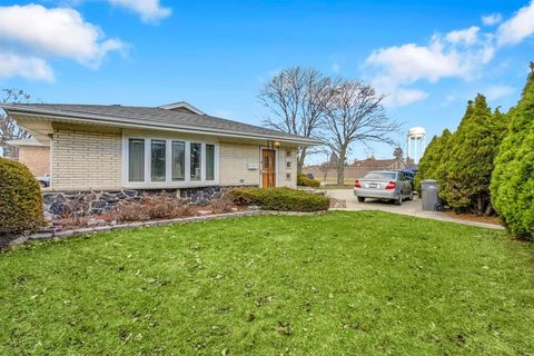 Tiny photo for 4530 Butterfield Road, Hillside, IL 60162 (MLS # 12592142)