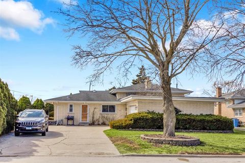 Tiny photo for 4530 Butterfield Road, Hillside, IL 60162 (MLS # 12592142)