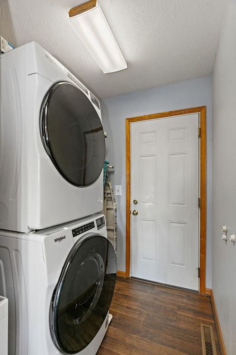 Tiny photo for 1143 Quail Run, DeKalb, IL 60115 (MLS # 12488167)