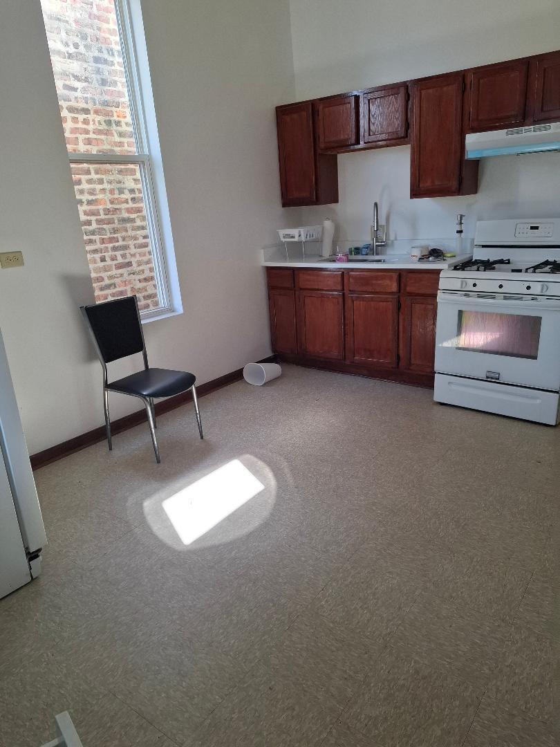 1314 W 51st Street