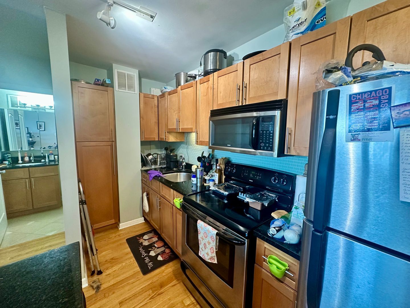 4180 N Marine Drive 1608
