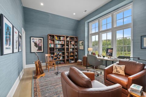 Tiny photo for 355 Hickory Court, Lake Forest, IL 60045 (MLS # 12463804)