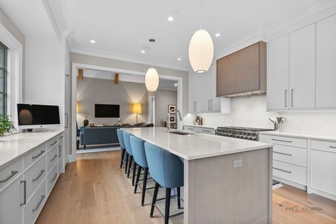 Tiny photo for 355 Hickory Court, Lake Forest, IL 60045 (MLS # 12463804)